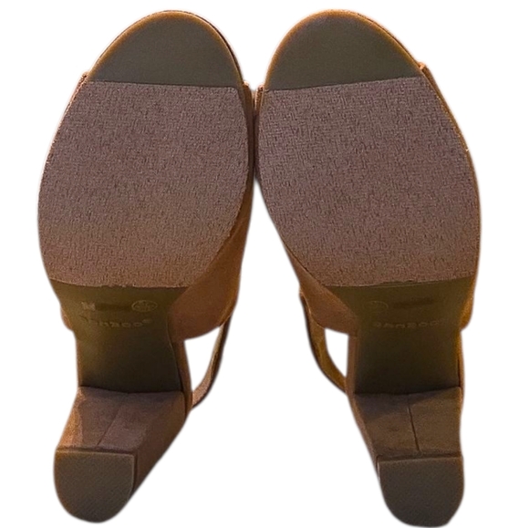 Bamboo Frenzy Heels - Picture 3 of 4